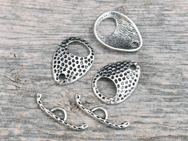 Toggle Clasps - Silver Toggle Clasp - Metal Clasp - Jewelry Clasp - Hammered Clasp - Bead Findings - 22x16mm  - 4 Sets - (A125)