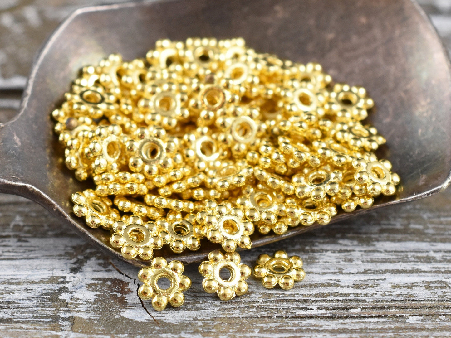 *250* 4mm Gold Daisy Spacer Beads