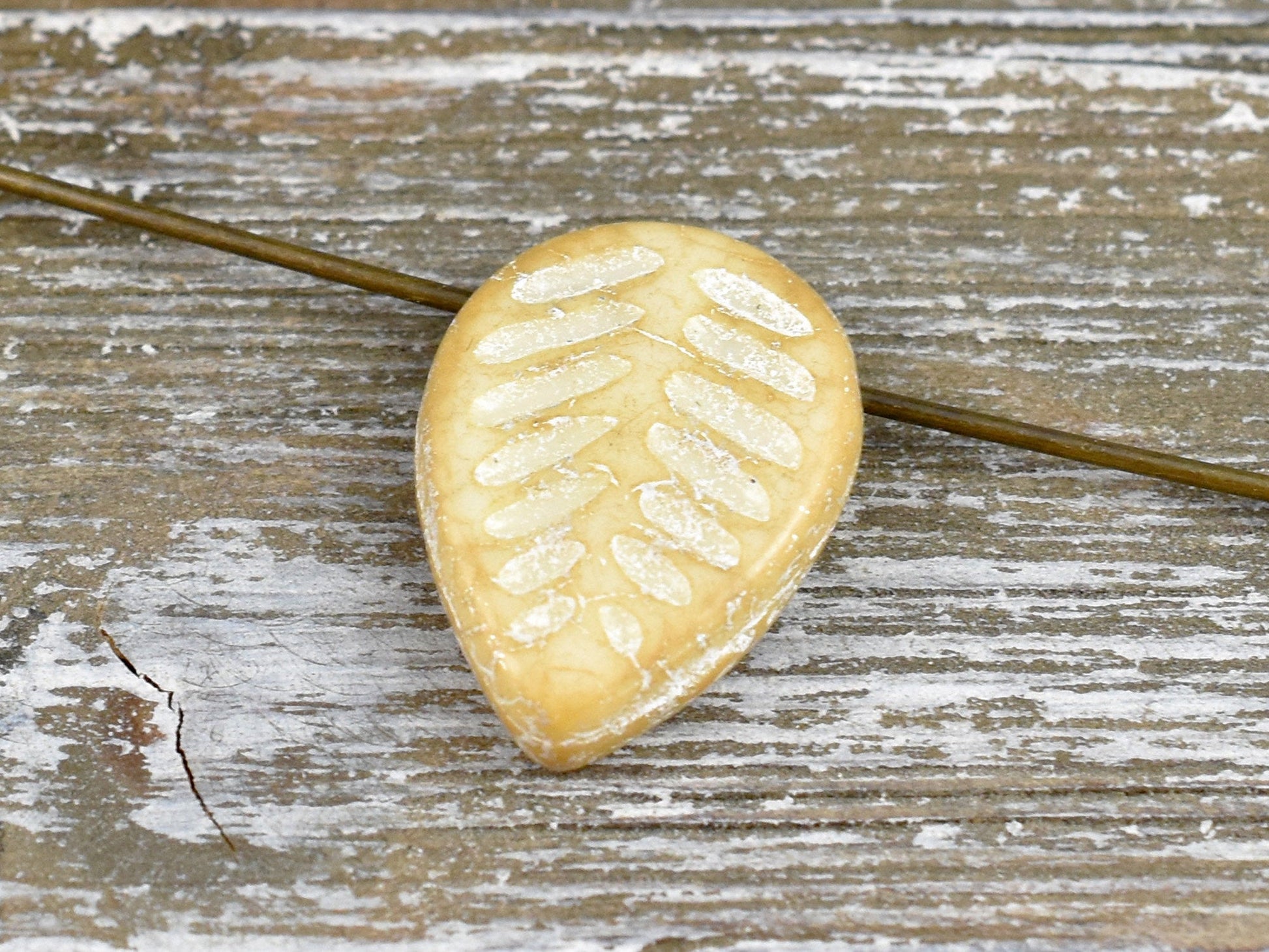 Leaf Beads - Czech Glass Beads - Top Drilled Leaf - Dogwood Leaf - Top Hole - Picasso Beads - 16x12mm - 6pcs - (6023)