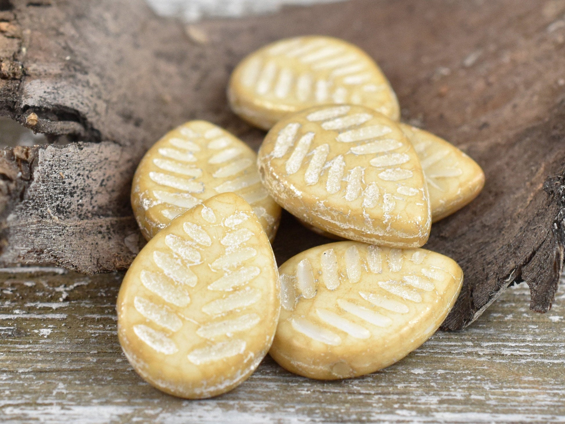 Leaf Beads - Czech Glass Beads - Top Drilled Leaf - Dogwood Leaf - Top Hole - Picasso Beads - 16x12mm - 6pcs - (6023)