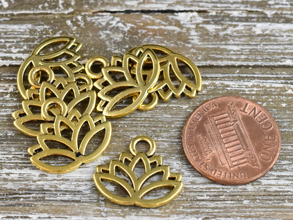*10* 15x17mm Antique Gold Lotus Flower Charms