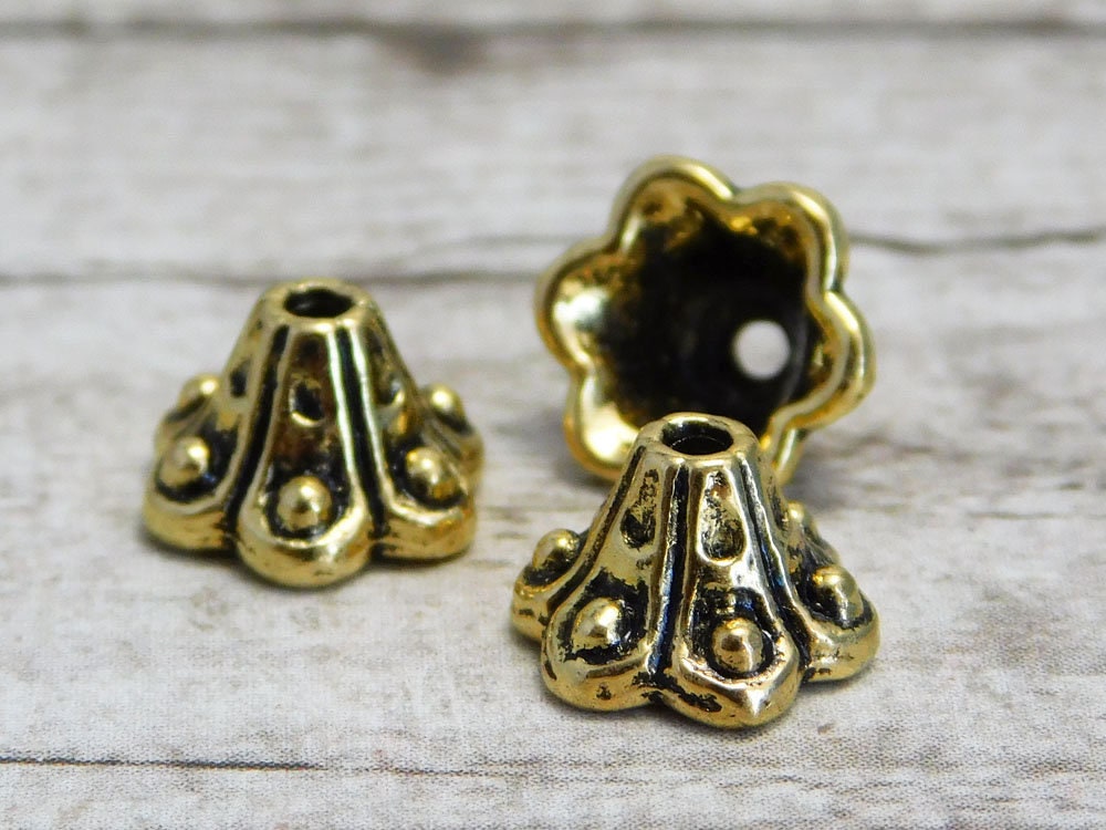 *50* 10x6mm Antique Gold Scalloped Bead Caps