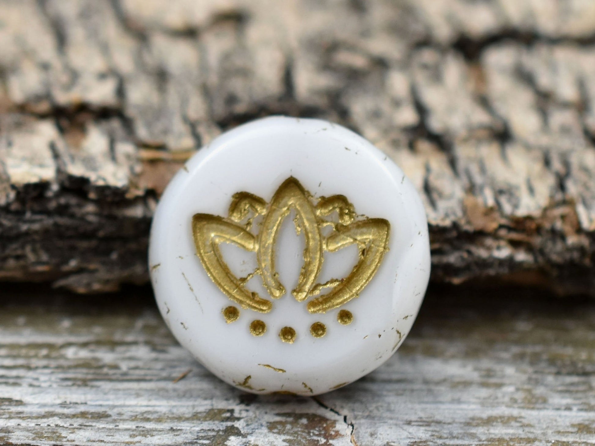 Lotus Flower Beads - Czech Glass Beads - Lotus Beads - Floral Beads - Picasso Beads - 14mm - 4pcs - (4546)