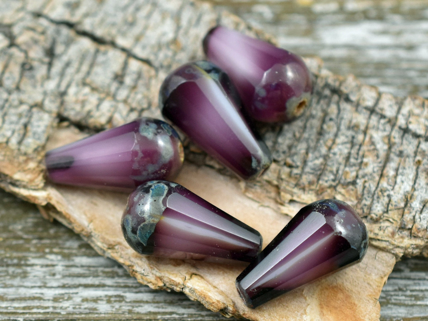 Drop Beads - Teardrop Beads - Czech Glass Beads - Picasso Beads - Purple Beads - Faceted Beads - 8x15mm - 4pcs - (877)