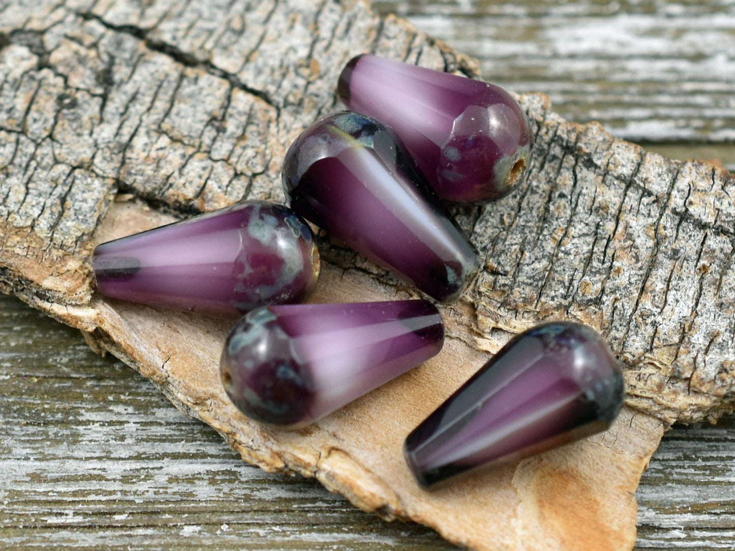 Drop Beads - Teardrop Beads - Czech Glass Beads - Picasso Beads - Purple Beads - Faceted Beads - 8x15mm - 4pcs - (877)
