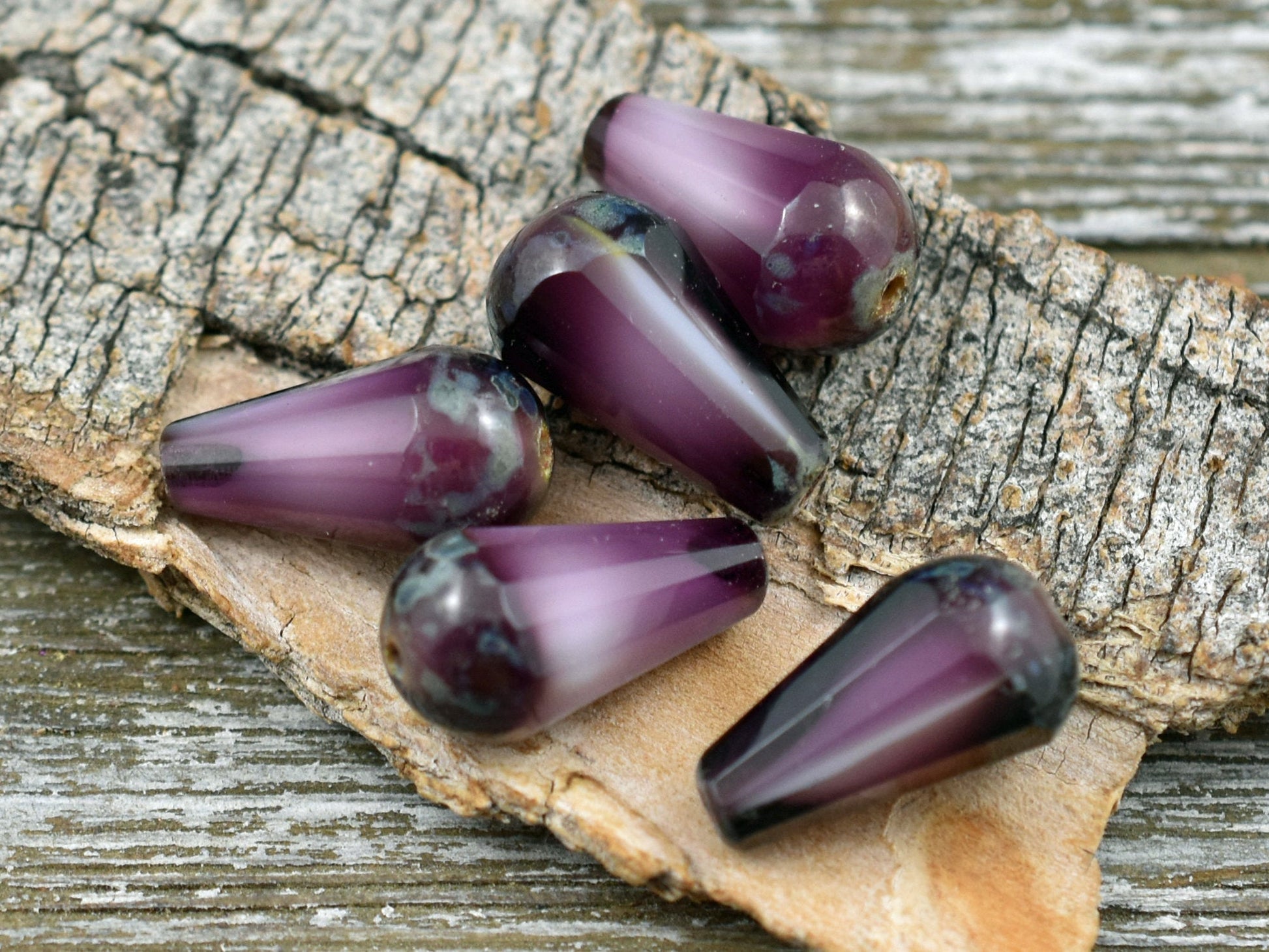 Drop Beads - Teardrop Beads - Czech Glass Beads - Picasso Beads - Purple Beads - Faceted Beads - 8x15mm - 4pcs - (877)