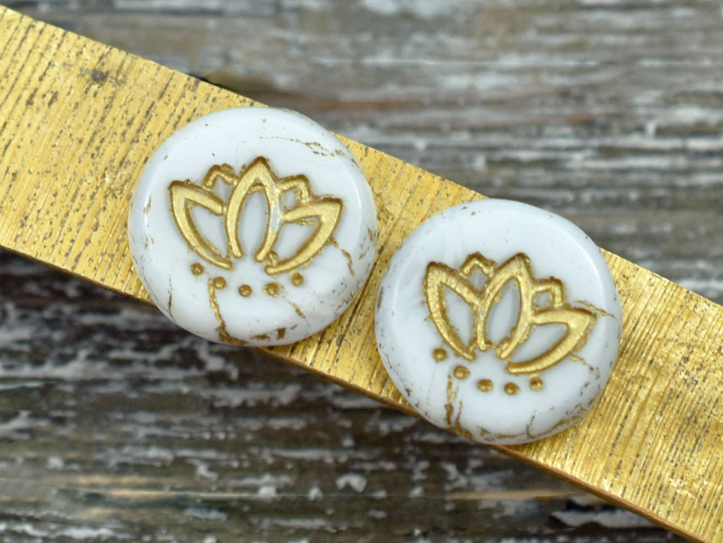 Lotus Flower Beads - Czech Glass Beads - Lotus Beads - Floral Beads - Picasso Beads - 14mm - 4pcs - (4546)