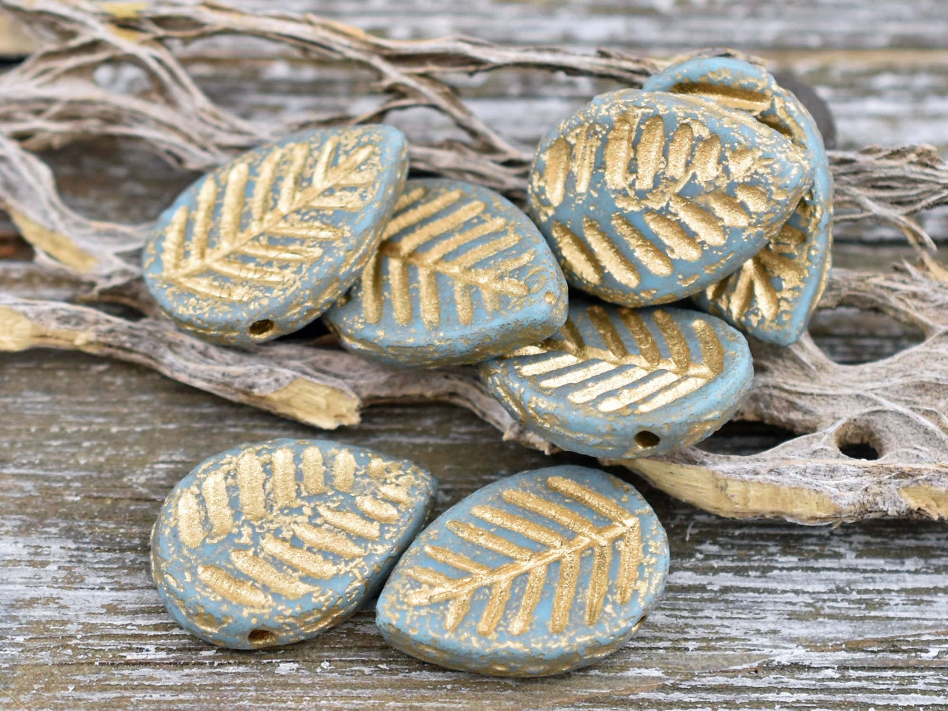 Leaf Beads - Czech Glass Beads - Top Drilled Leaf - Dogwood Leaf - Top Hole - Etched Beads - 16x12mm - 6pcs - (A382)
