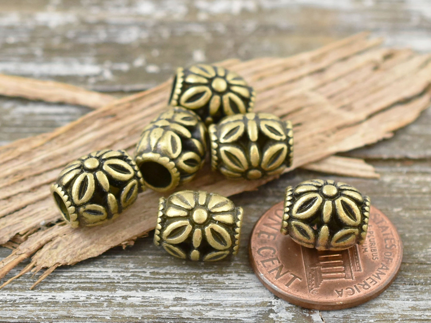 *20* 10x8mm Antique Bronze Floral Barrel Beads