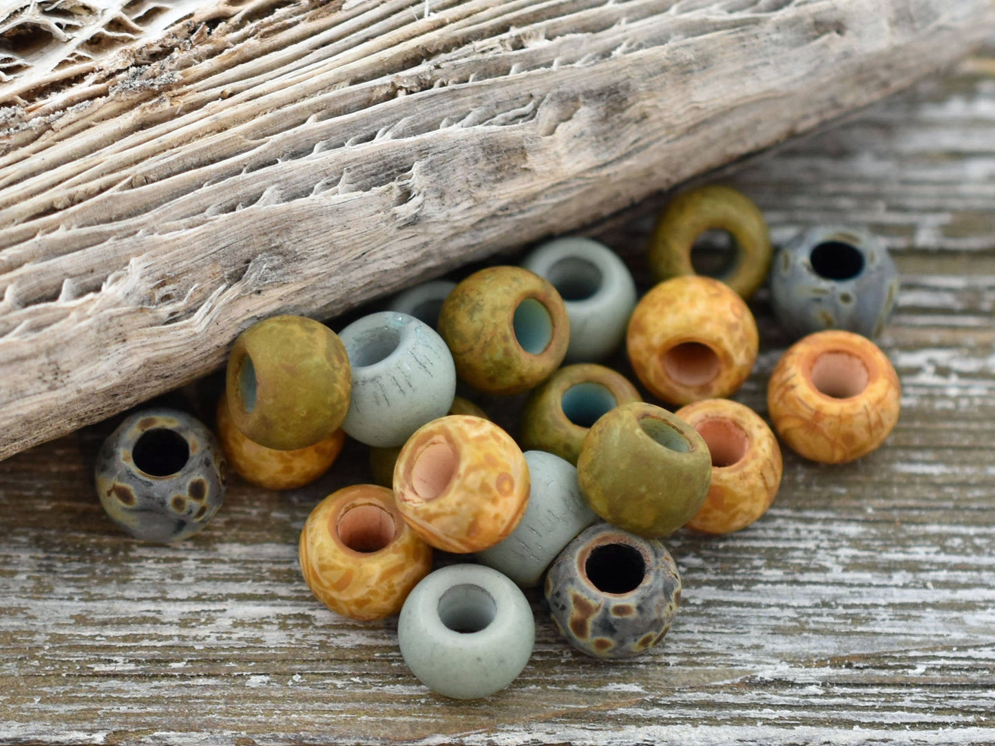 Picasso Beads - Large Seed Beads - 32/0 - Czech Glass Beads - Large Hole Beads - 7x5mm - 25pcs - (3832)