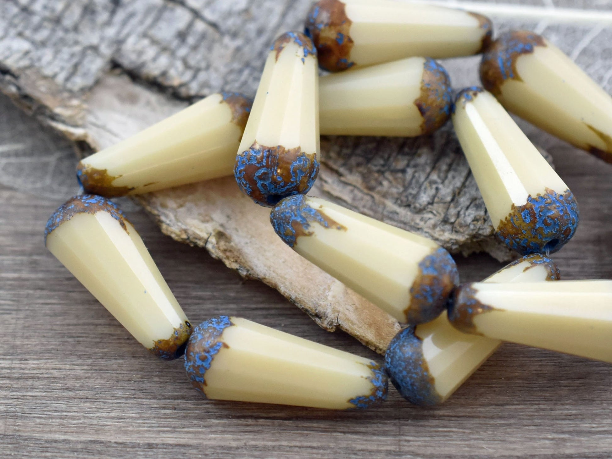 Picasso Beads - Czech Glass Beads - Drop Beads - Teardrop Beads - Faceted Beads - 8x20mm - 2pcs - (4587)