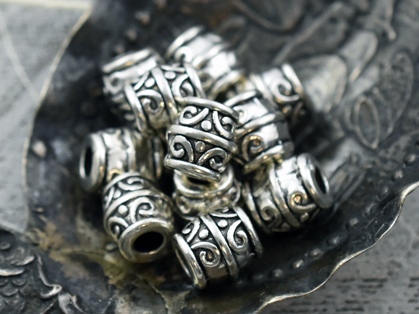 *50* 8mm Antique Silver Large Hole Barrel Beads