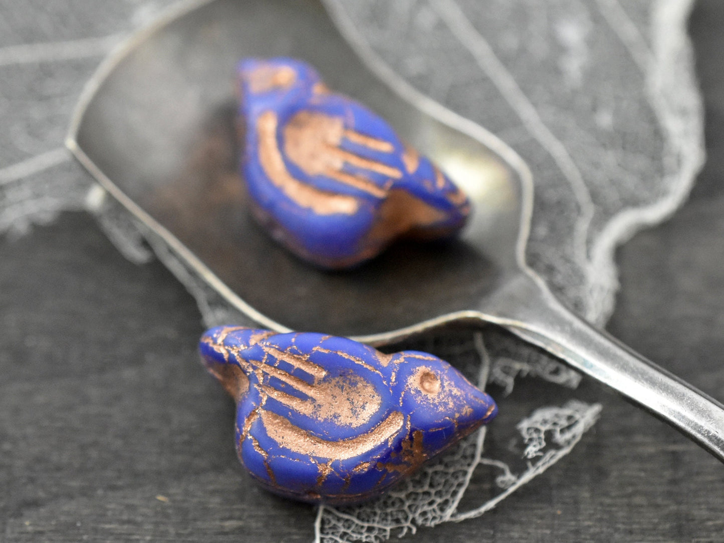 Czech Glass Beads - Bird Beads - Czech Glass Bird Beads - Picasso Beads - Animal Beads - 2pcs - 11x22mm (4510)