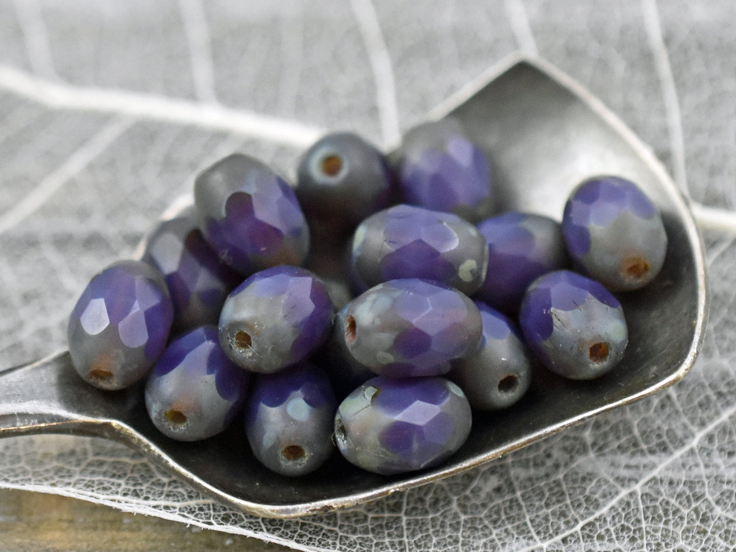 Picasso Beads - Czech Glass Beads - Fire Polished Beads - Oval Beads - 6x8mm - 15pcs (B94)