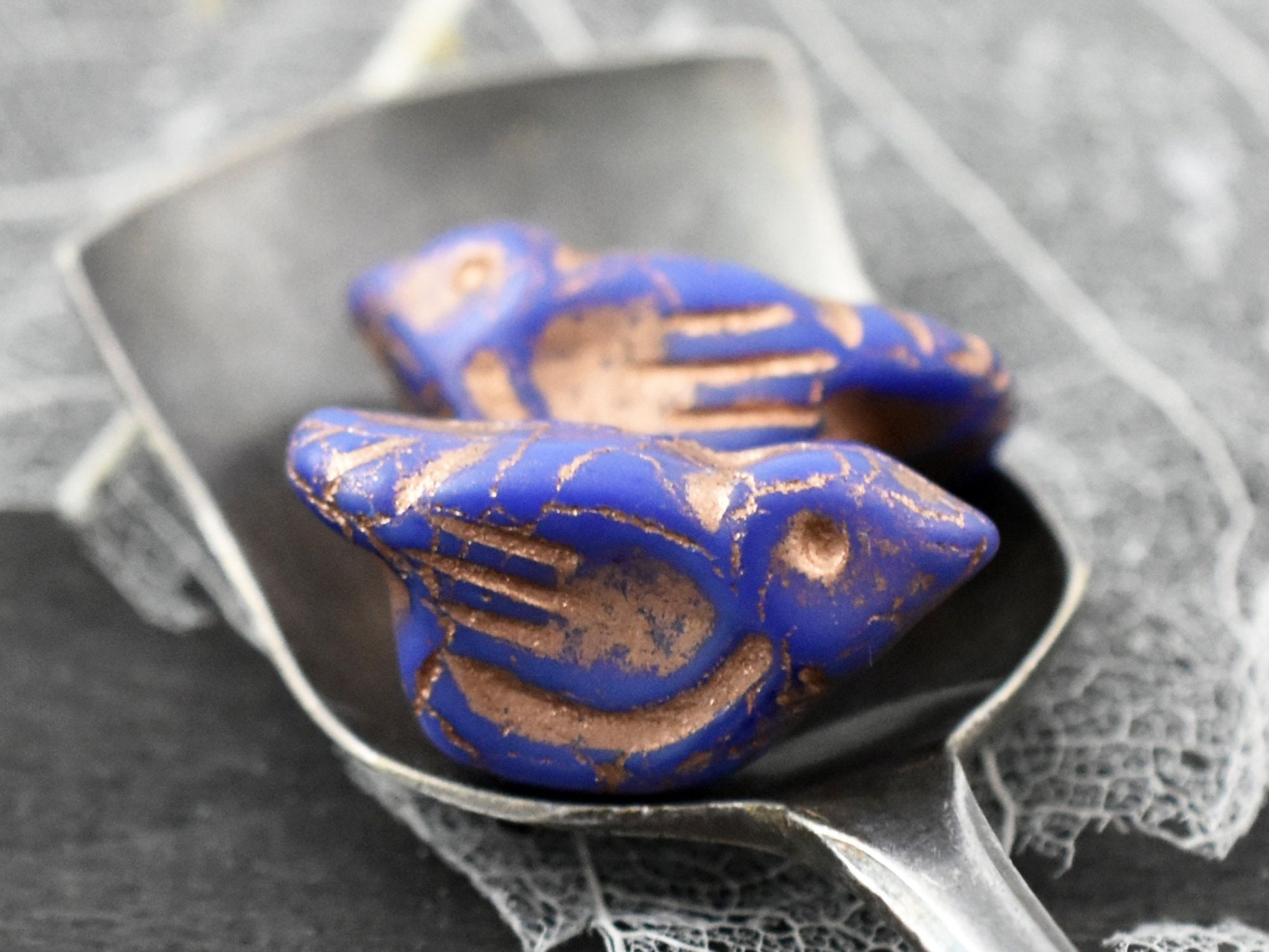 Czech Glass Beads - Bird Beads - Czech Glass Bird Beads - Picasso Beads - Animal Beads - 2pcs - 11x22mm (4510)