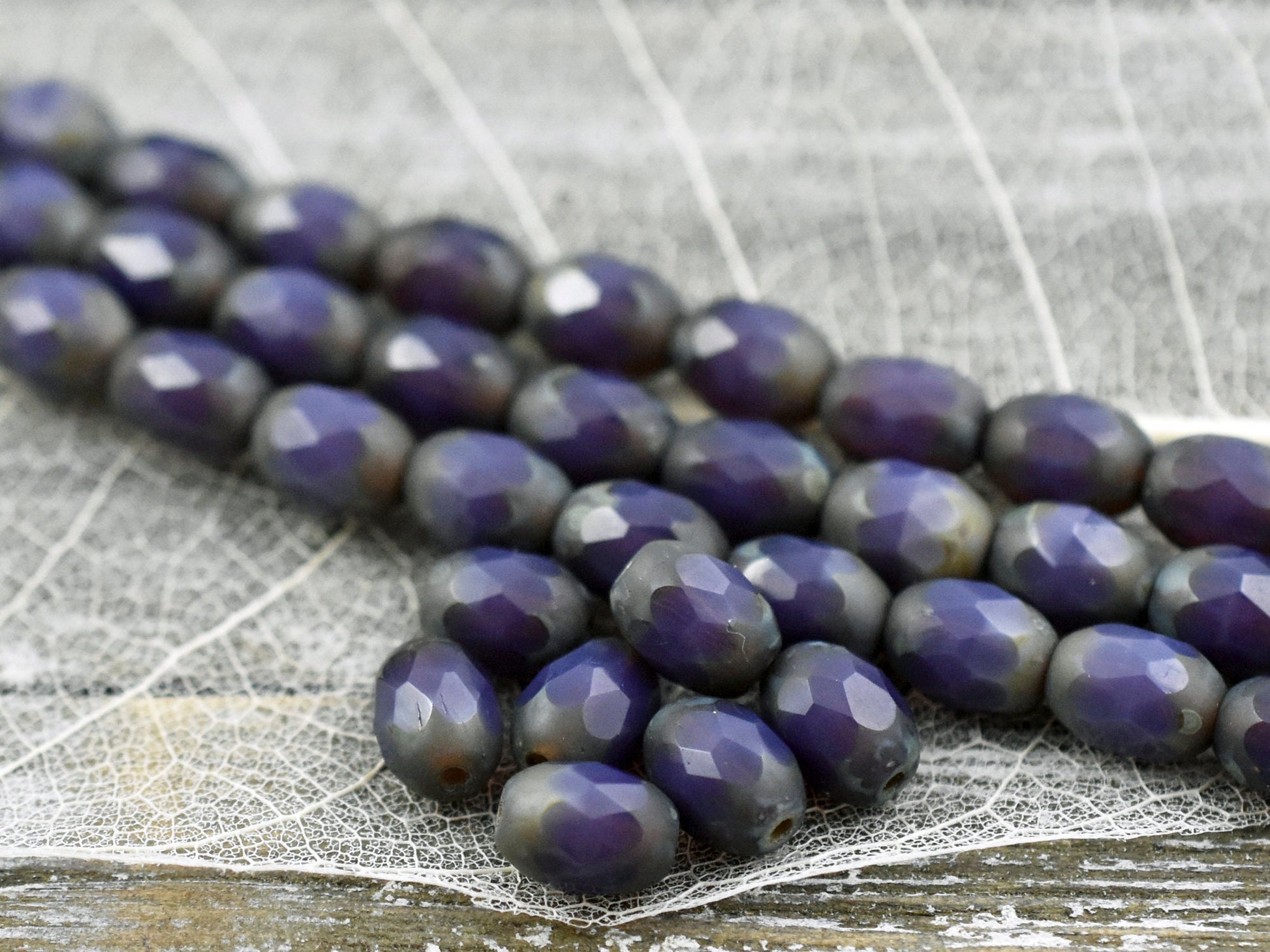 Picasso Beads - Czech Glass Beads - Fire Polished Beads - Oval Beads - 6x8mm - 15pcs (B94)