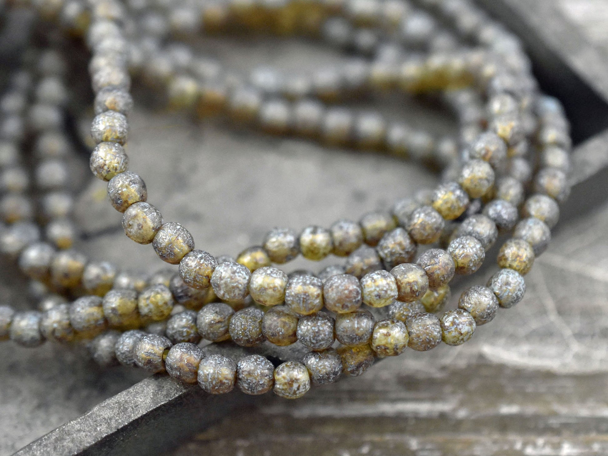 Picasso Beads - Czech Glass Beads - 4mm Beads - Round Beads - 4mm Druks - Druk Beads - 50pcs - (2990)