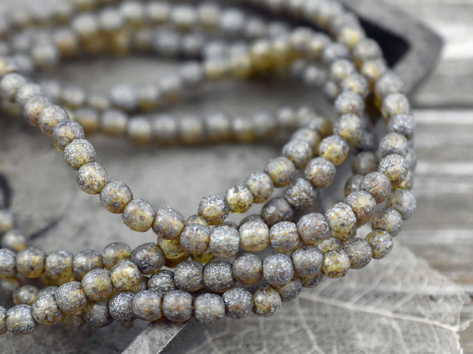 Picasso Beads - Czech Glass Beads - 4mm Beads - Round Beads - 4mm Druks - Druk Beads - 50pcs - (2990)