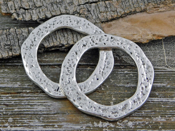 Ring Pendant - Hammered Pendant - Silver Pendants - Metal Pendant - Boho Pendant - 40mm - (2253)