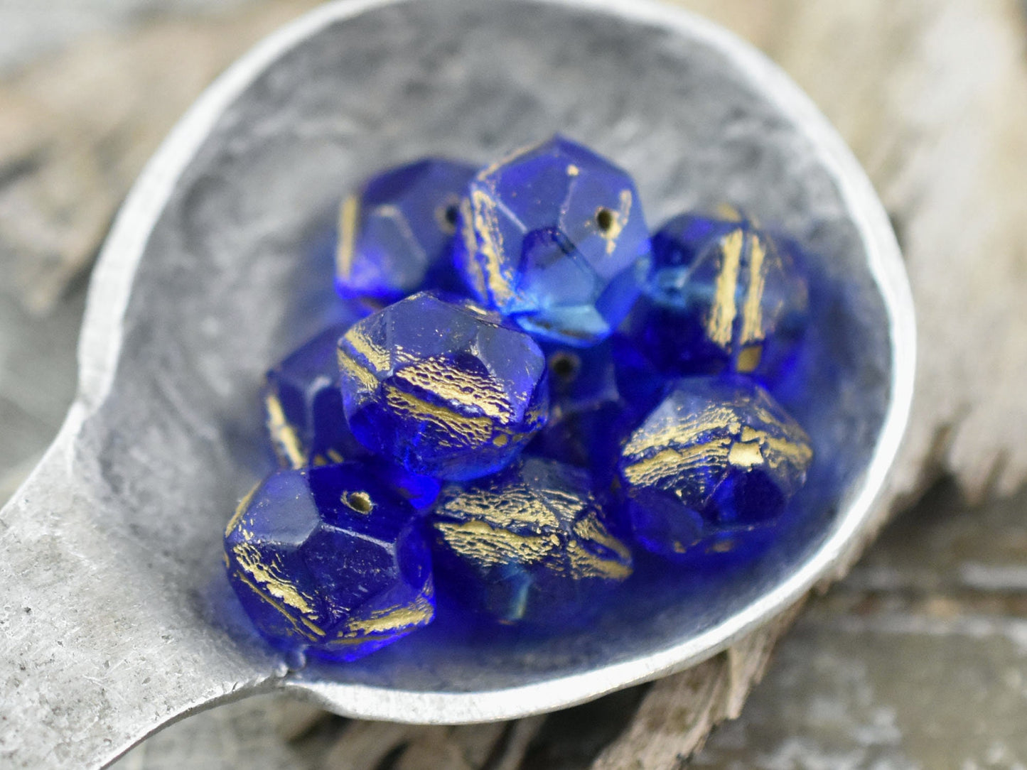 Czech  Glass Beads - English Cut Beads - Round Beads - Antique Cut Beads - 10mm Beads - Faceted Beads - 10pcs (5159)