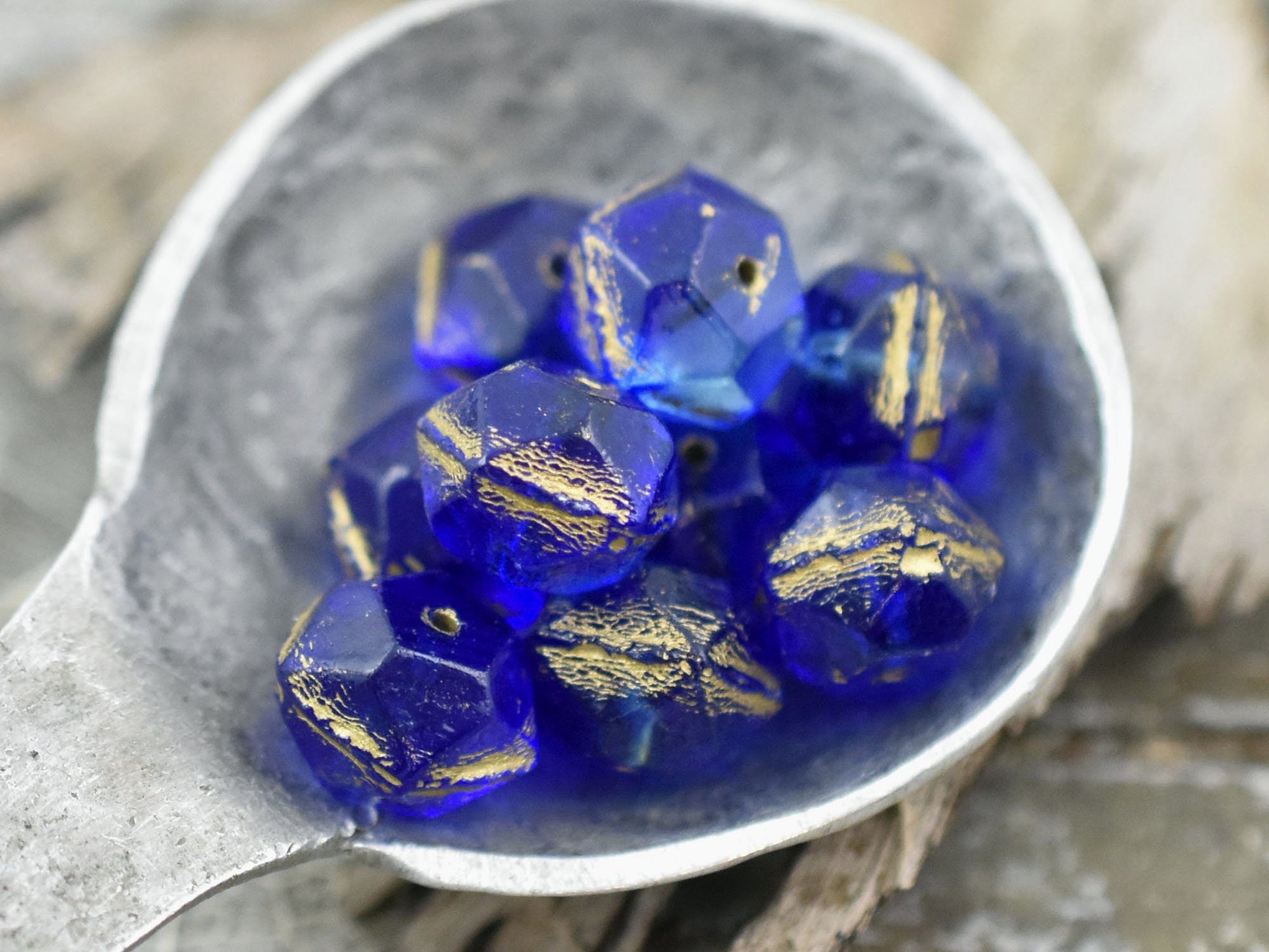 Czech  Glass Beads - English Cut Beads - Round Beads - Antique Cut Beads - 10mm Beads - Faceted Beads - 10pcs (5159)