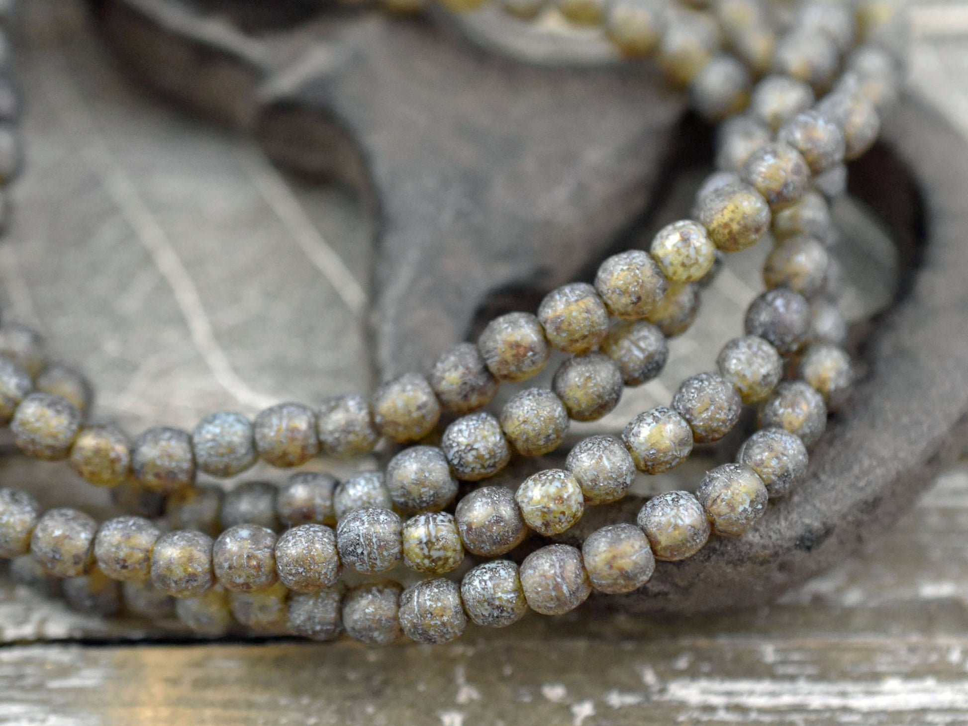 Picasso Beads - Czech Glass Beads - 4mm Beads - Round Beads - 4mm Druks - Druk Beads - 50pcs - (2990)