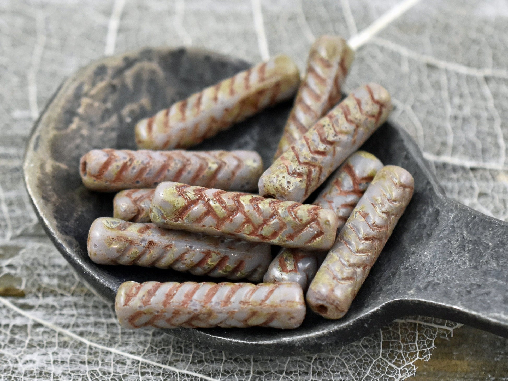 Picasso Beads - Czech Glass Beads - Tube Beads - Vintage Beads - Purple Beads - 11pcs - 18x4mm - (269)