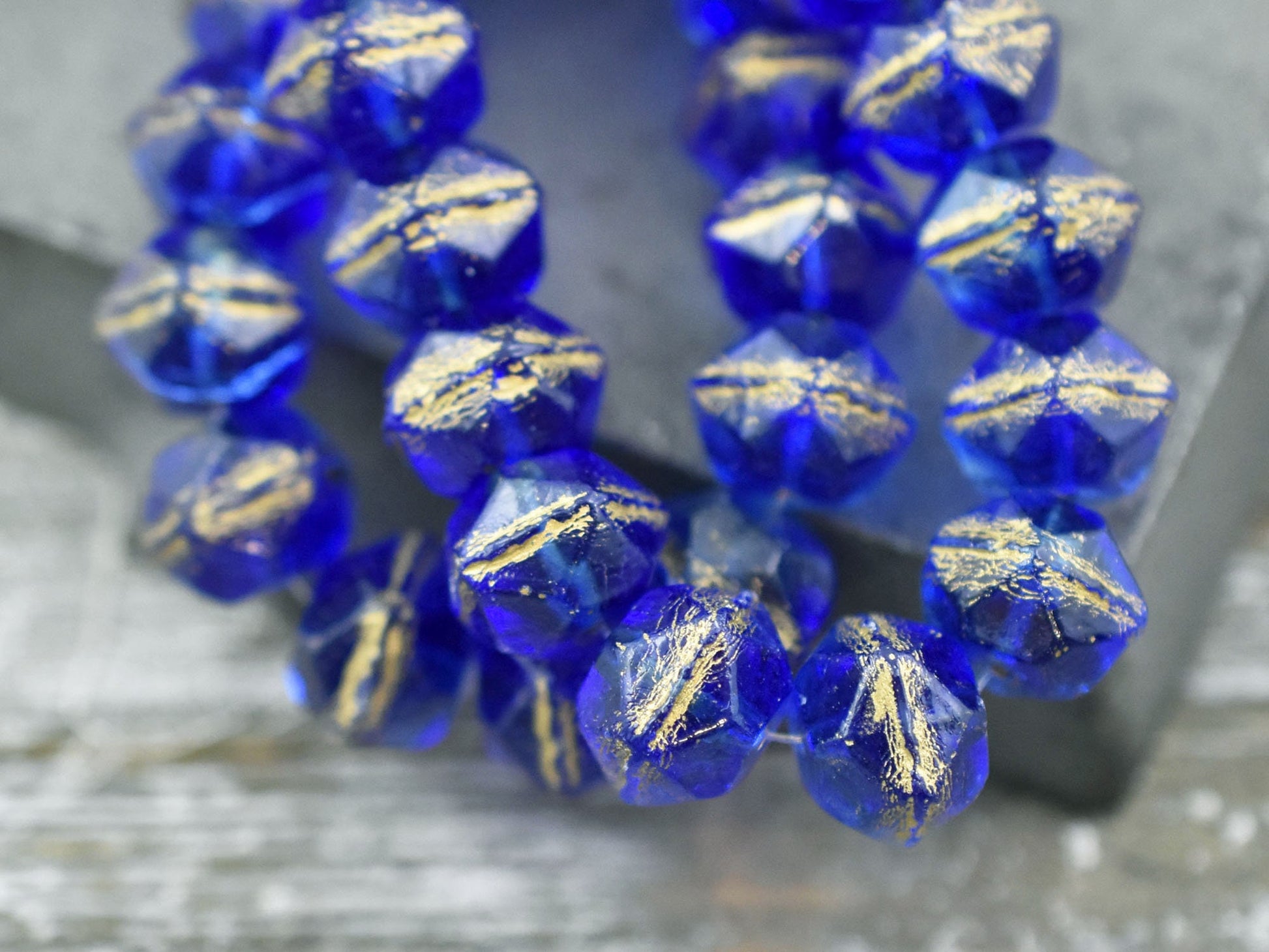 Czech  Glass Beads - English Cut Beads - Round Beads - Antique Cut Beads - 10mm Beads - Faceted Beads - 10pcs (5159)