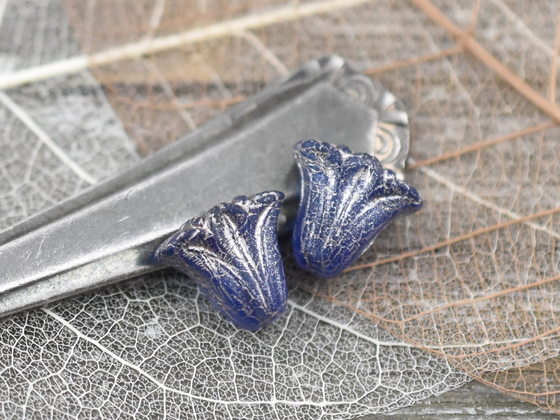 Flower Beads - Czech Glass Beads - Lily Flower Beads - Tulip Beads - Picasso Beads - Vintage Style - 10x9mm - 10pcs - (1627)