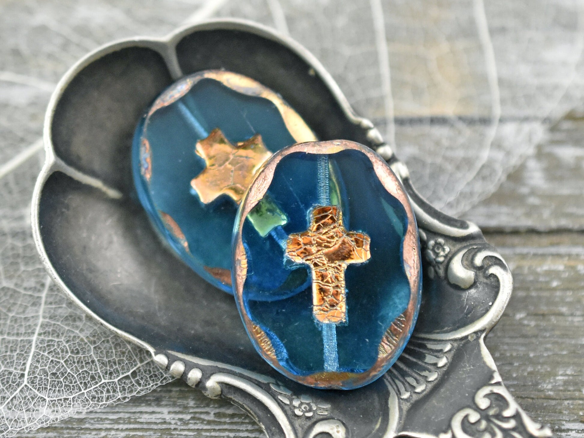 Cross Beads - Czech Glass Beads - Picasso Beads - Focal Beads - Large Oval Bead - 25x19mm - 1pc - (5093)