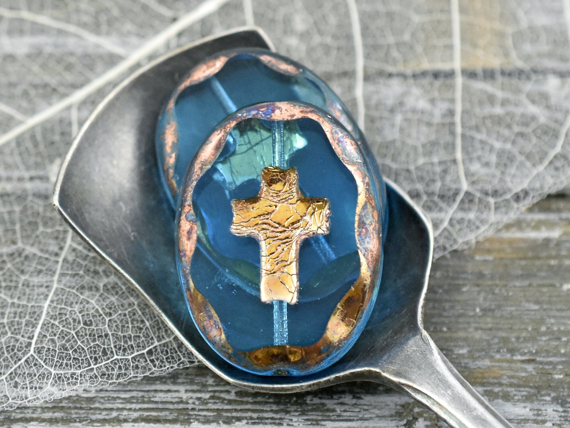 Cross Beads - Czech Glass Beads - Picasso Beads - Focal Beads - Large Oval Bead - 25x19mm - 1pc - (5093)