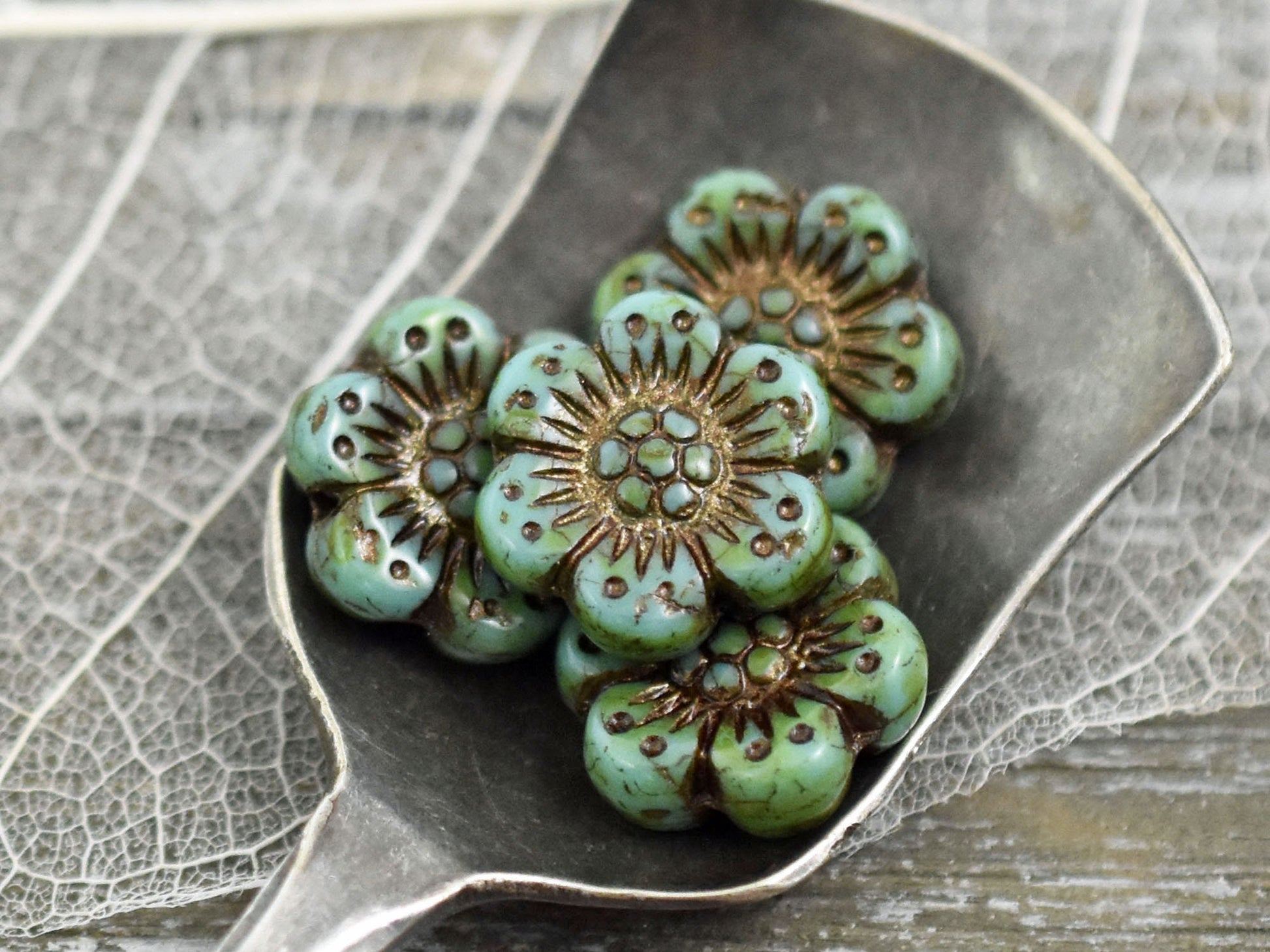 Picasso Beads - Czech Glass Beads - Flower Beads - Floral Beads - Wildflower Beads - Czech Glass Flowers - 14mm - 6pcs - (4585)