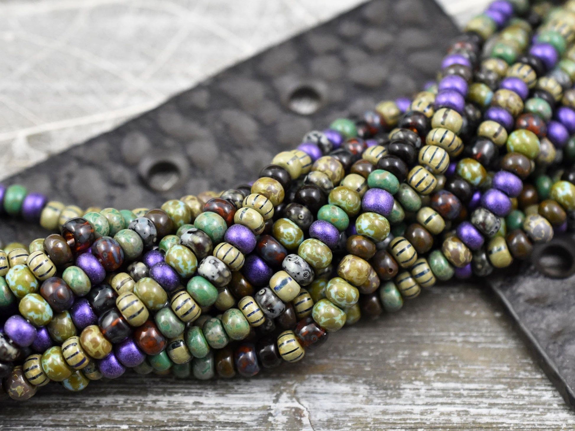 Picasso Seed Beads - Aged Picasso Beads - Czech Glass Beads - Size 5 Seed Beads - 5/0 - 20" Strand - (A178)