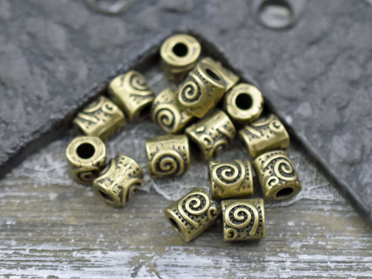 *50* 7x6mm Antique Bronze Spiral Design Barrel Beads