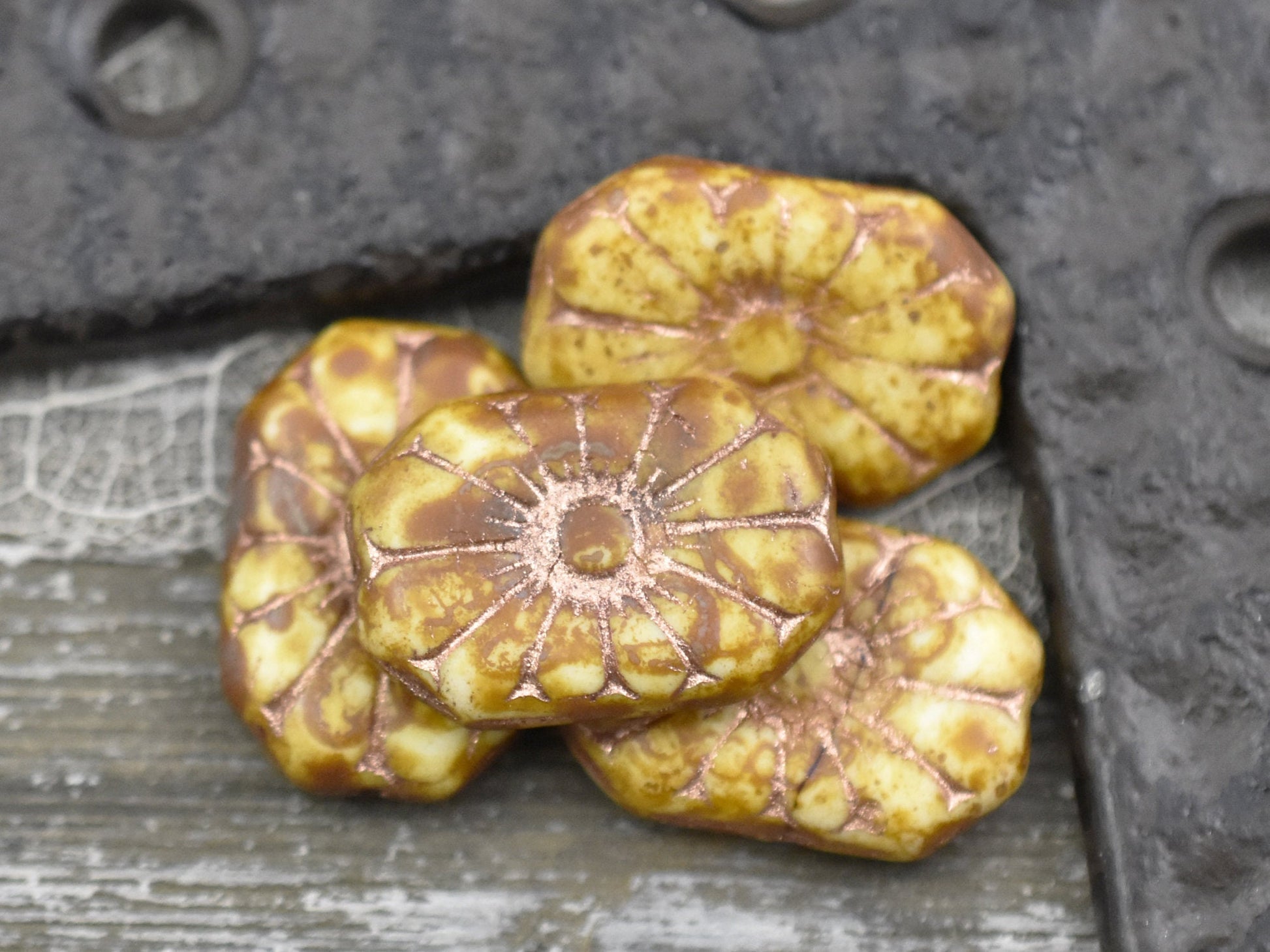 Picasso Beads - Czech Glass Beads - Chunky Beads - 19x13mm - 4pcs - (B622)