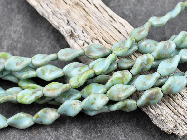 Picasso Beads - Czech Glass Beads - Turquoise Picasso - Vintage Czech Beads - 13x8mm - 16pcs - (1905)