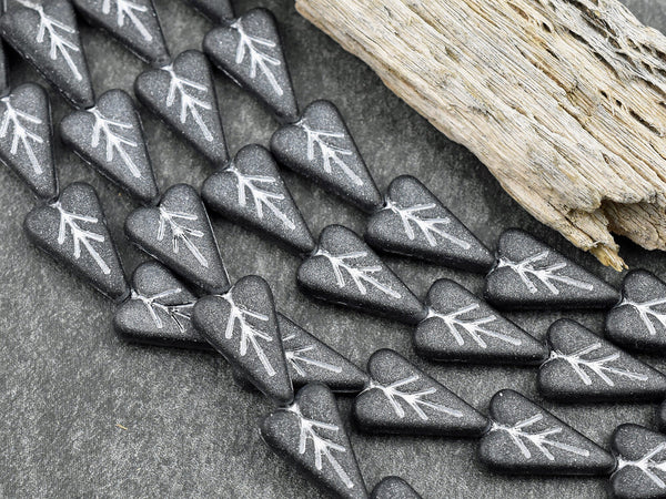 8* 17x11mm Silver Washed Matte Jet Black Heart Leaf Beads – The