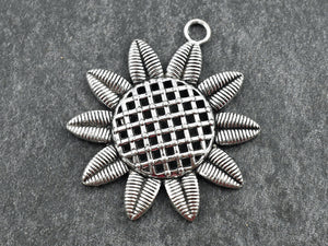 Sunflower Pendant - Silver Pendants - Metal Pendant - Flower Pendants - 1pc - 48x41mm - (4017)