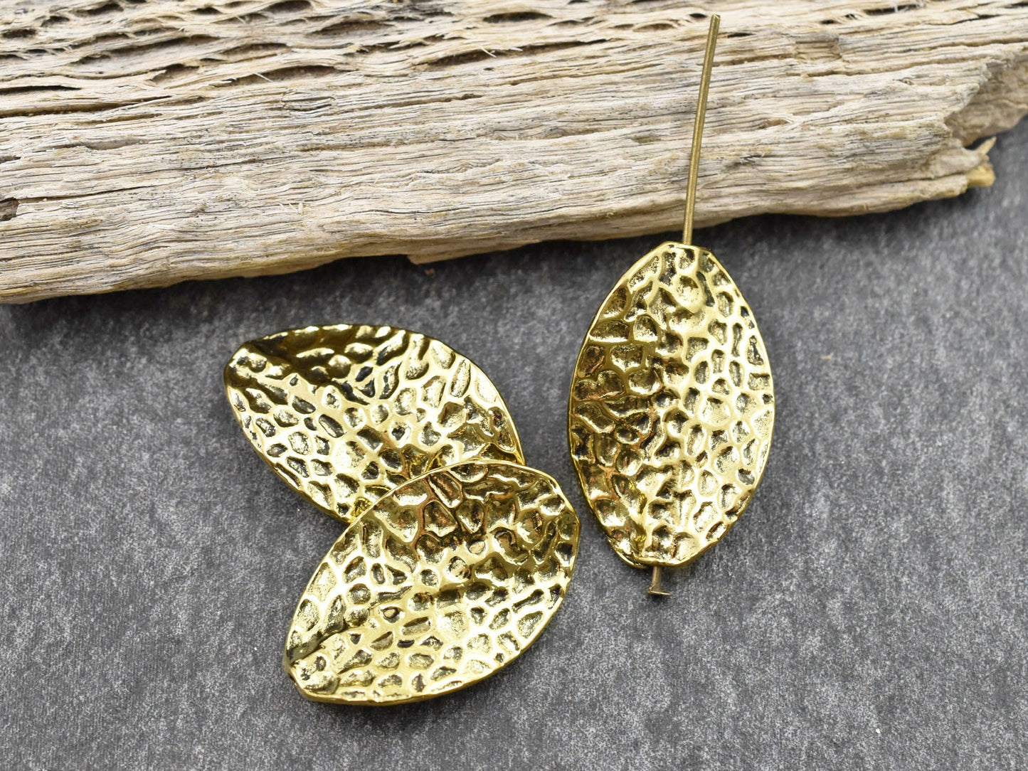 Metal Beads - Metal Spacers - Spacer Beads - Hammered Metal - Antique Gold Beads - 12pcs - 27x17mm - (B520)