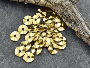 Metal Beads - Washer Beads - Gold Beads - Gold Spacers - Wavy Spacer Beads - 50pcs - 9x1mm - (B466)