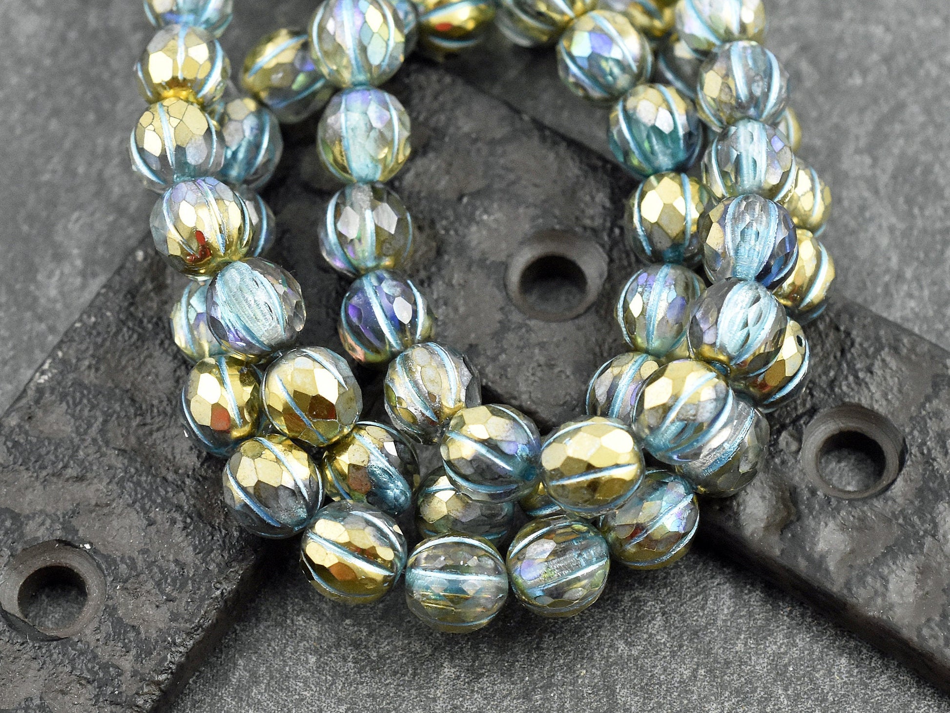 Czech Glass Beads - 8mm Melon Beads - Faceted Melon - Crystal Beads - Round Beads - 8mm - 20pcs (A111)