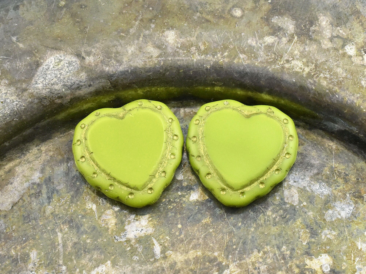 Heart Beads - Czech Glass Beads - Valentines Beads - Picasso Beads - 18mm - 2pcs - (1467)