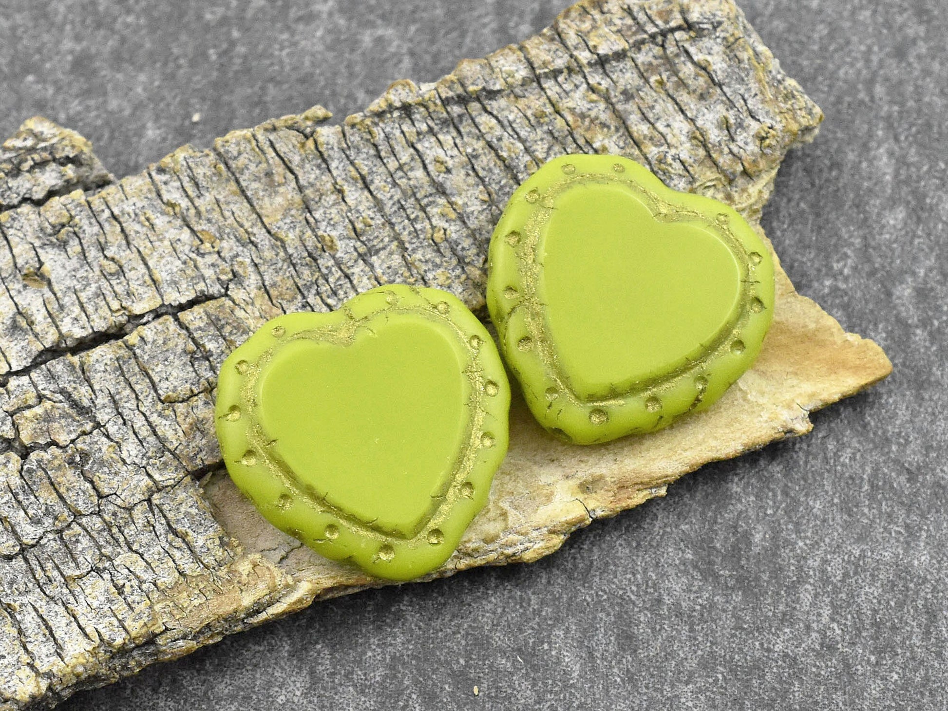 Heart Beads - Czech Glass Beads - Valentines Beads - Picasso Beads - 18mm - 2pcs - (1467)