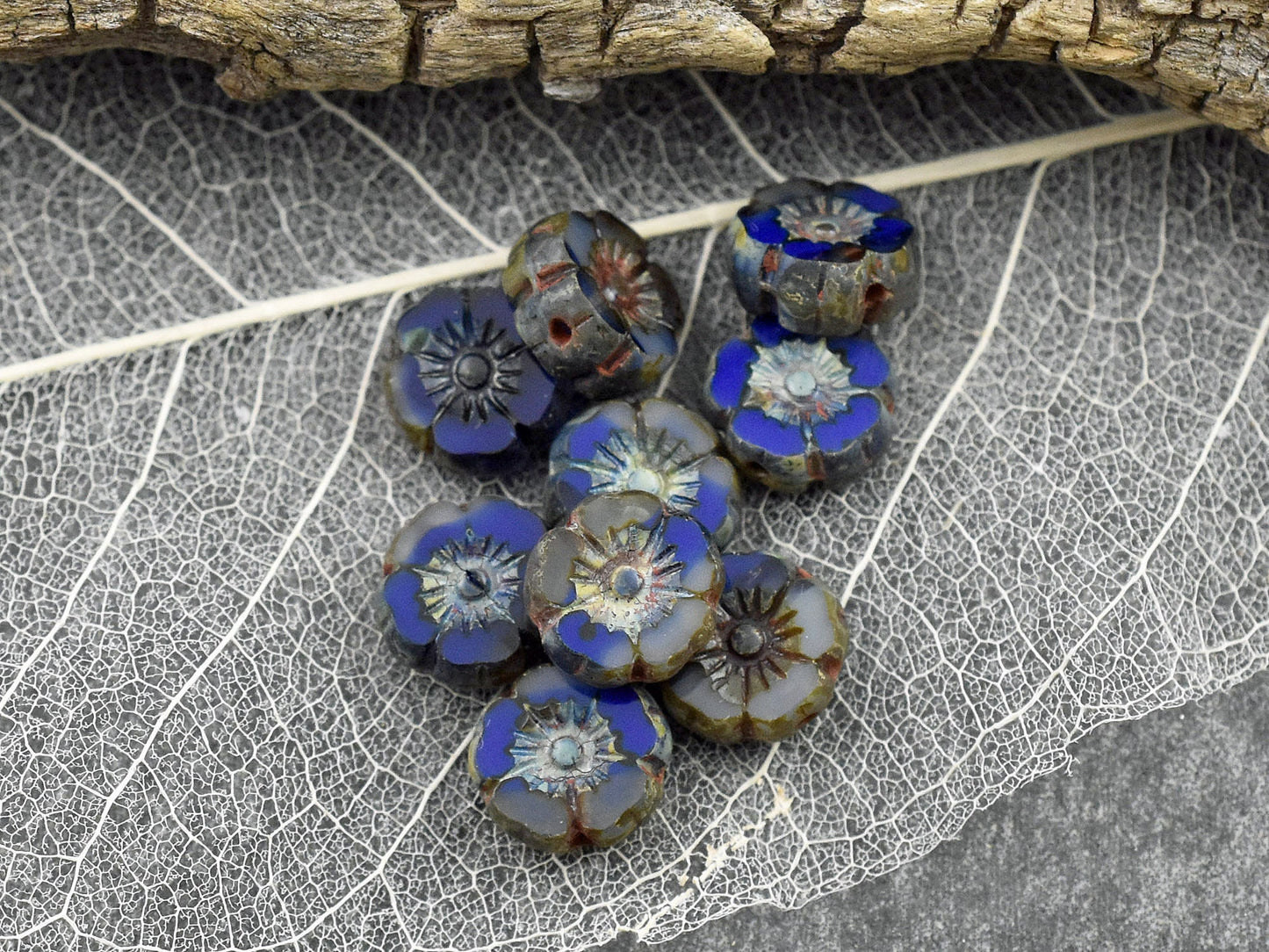 Picasso Beads - Czech Glass Beads - Hawaiian Flower Beads - Czech Glass Flowers - 8mm - 15pcs - (394)
