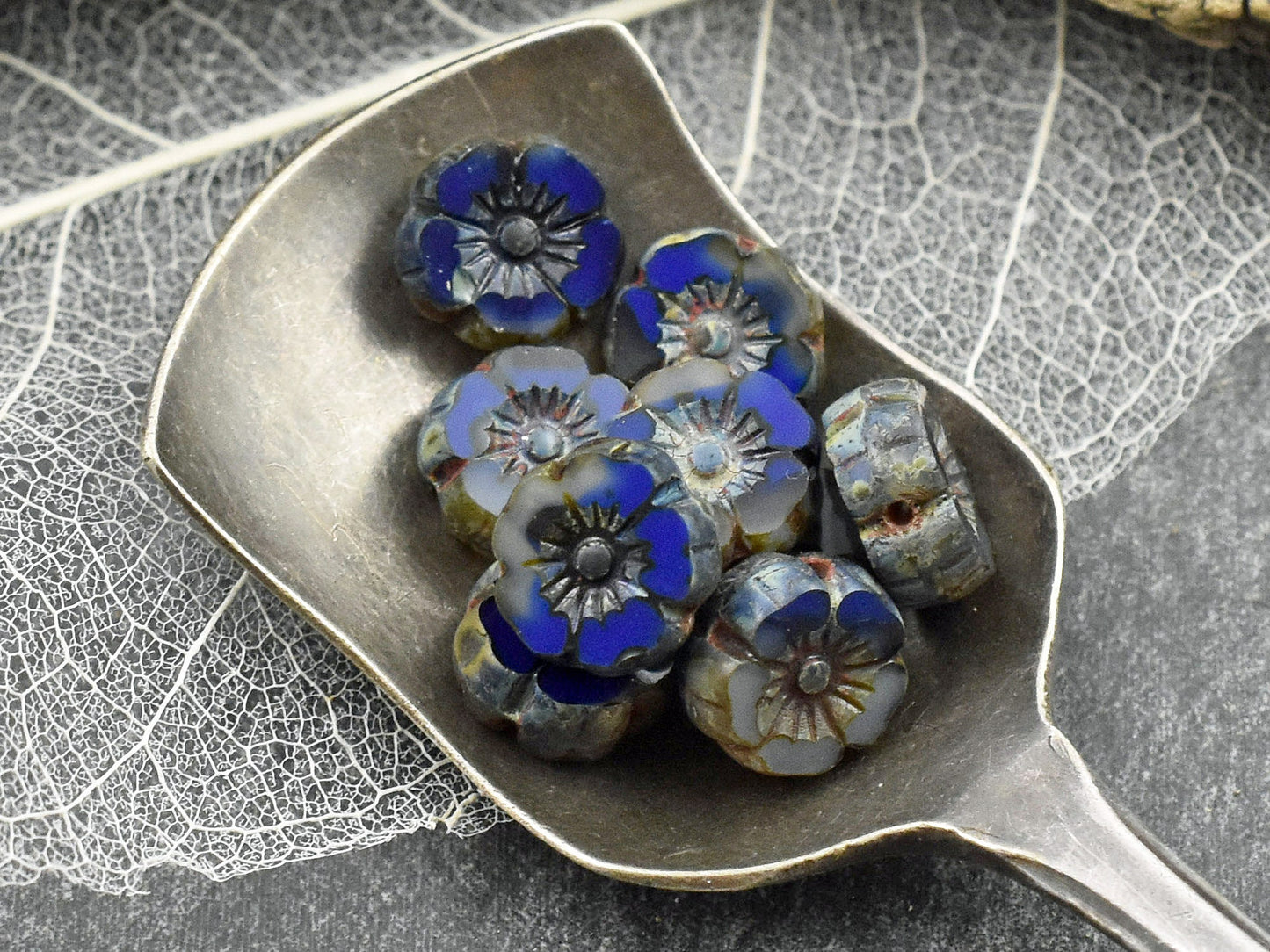 Picasso Beads - Czech Glass Beads - Hawaiian Flower Beads - Czech Glass Flowers - 8mm - 15pcs - (394)