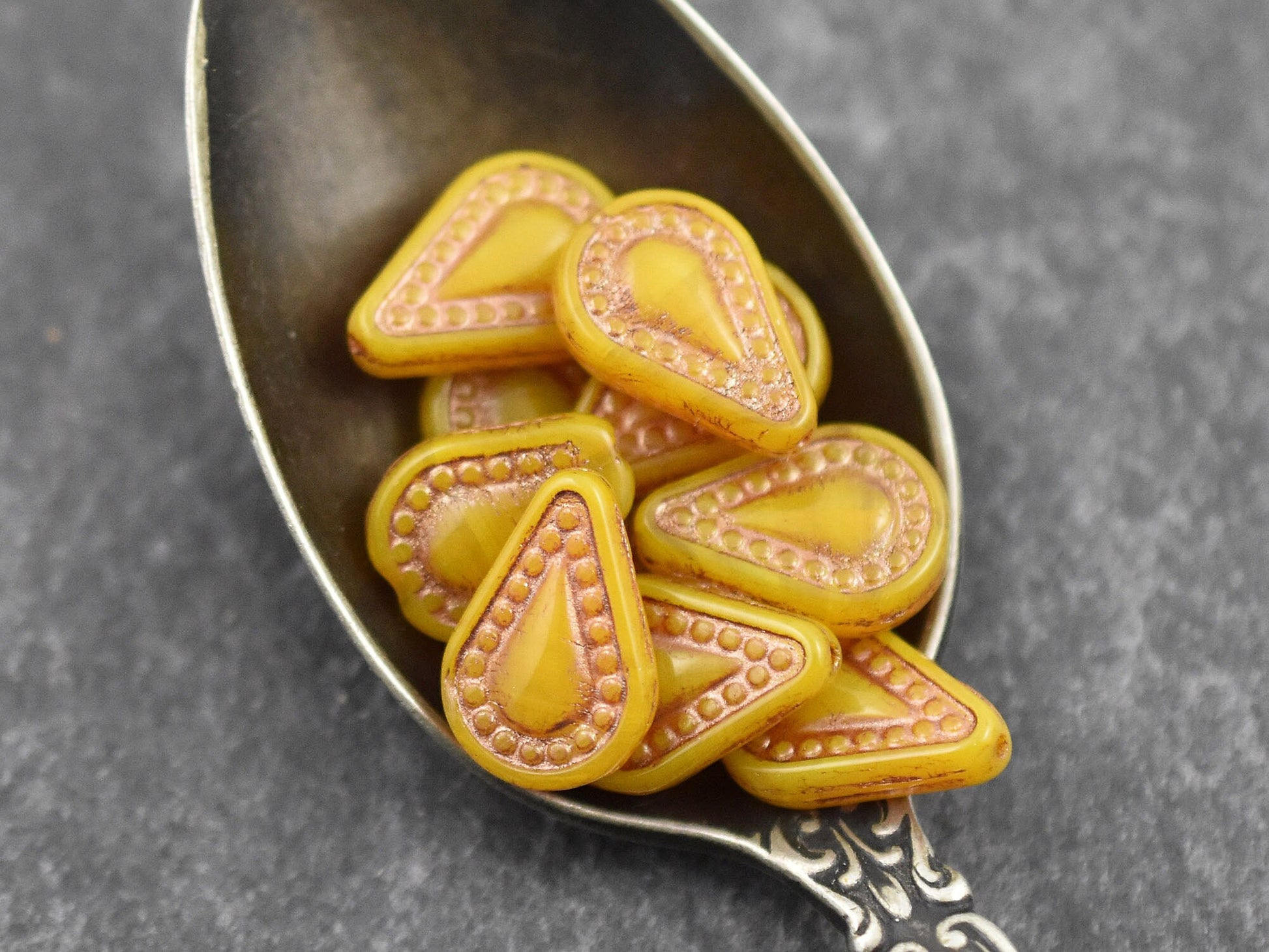 Czech Glass Beads - Teardrop Beads - Tear Drop Beads - 10pcs - 14x10mm - (4089)