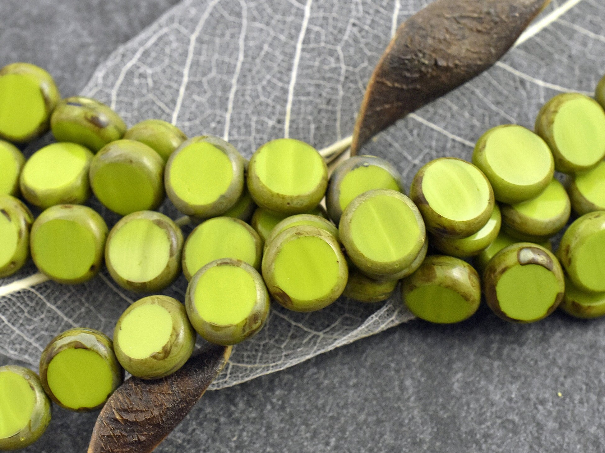 Czech Glass Beads - Picasso Beads - Table Cut Beads - Coin Beads - Disc Beads - 10mm - 19pcs - (4936)