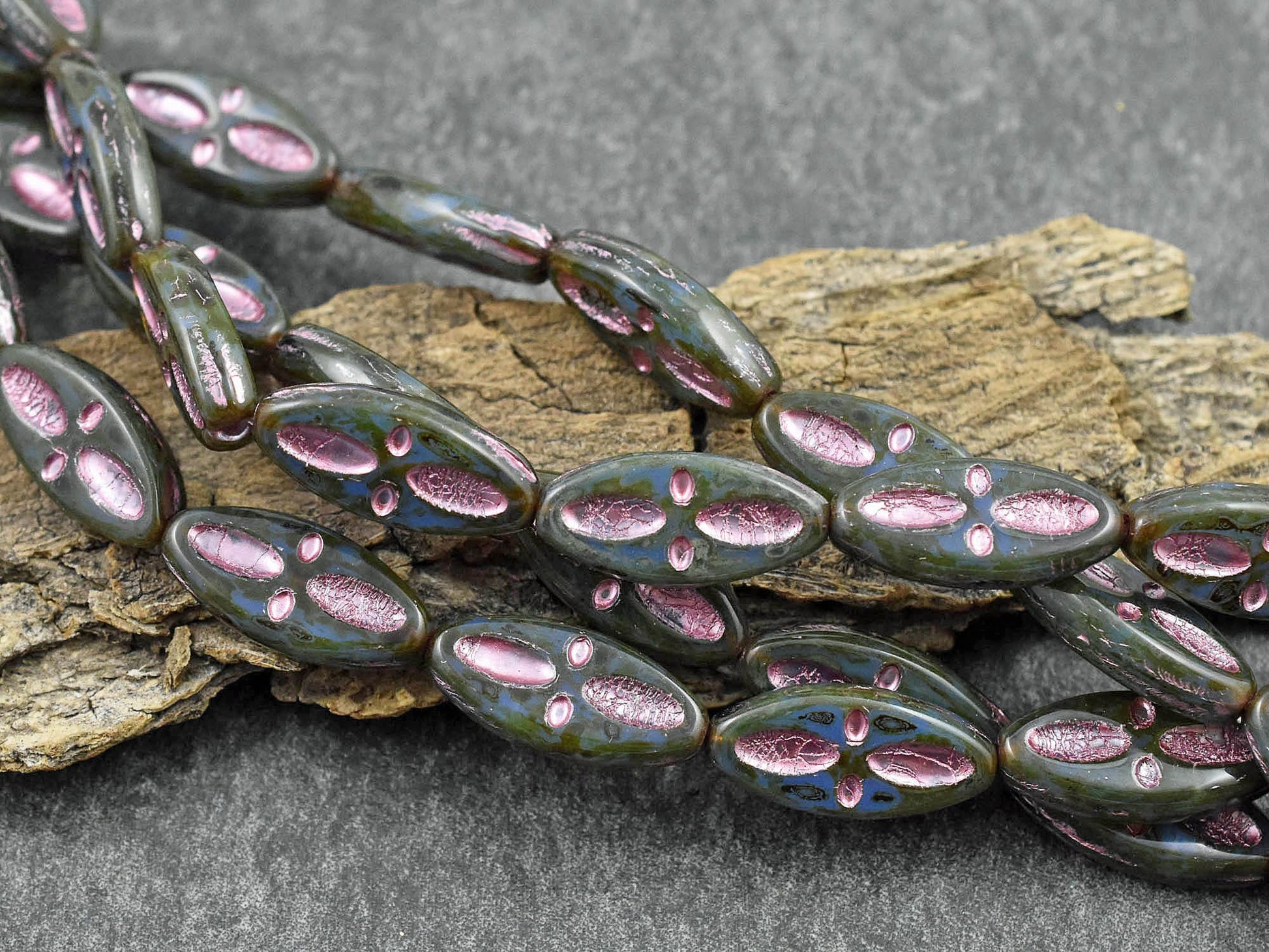 Czech Glass Beads - Picasso Beads - Marquise Beads - Spindle Beads - Statement Beads - 20x8mm - 10pcs (B323)