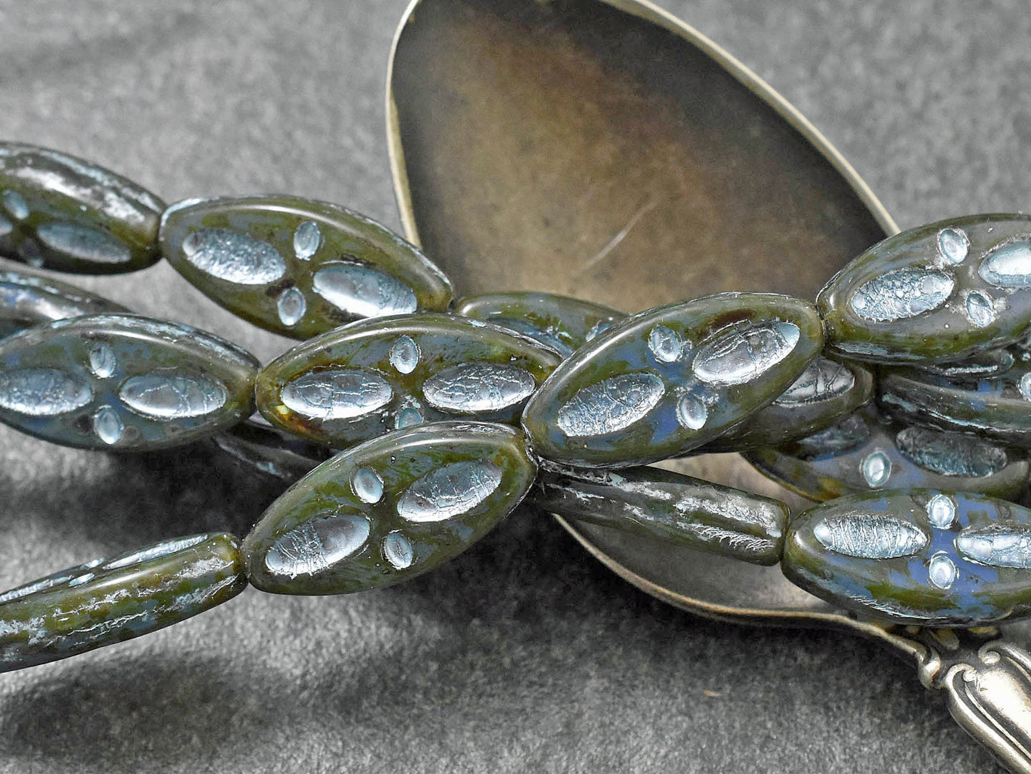 Picasso Beads - Czech Glass Beads - Marquise Beads - Spindle Beads - Statement Beads - 20x8mm - 10pcs (B287)