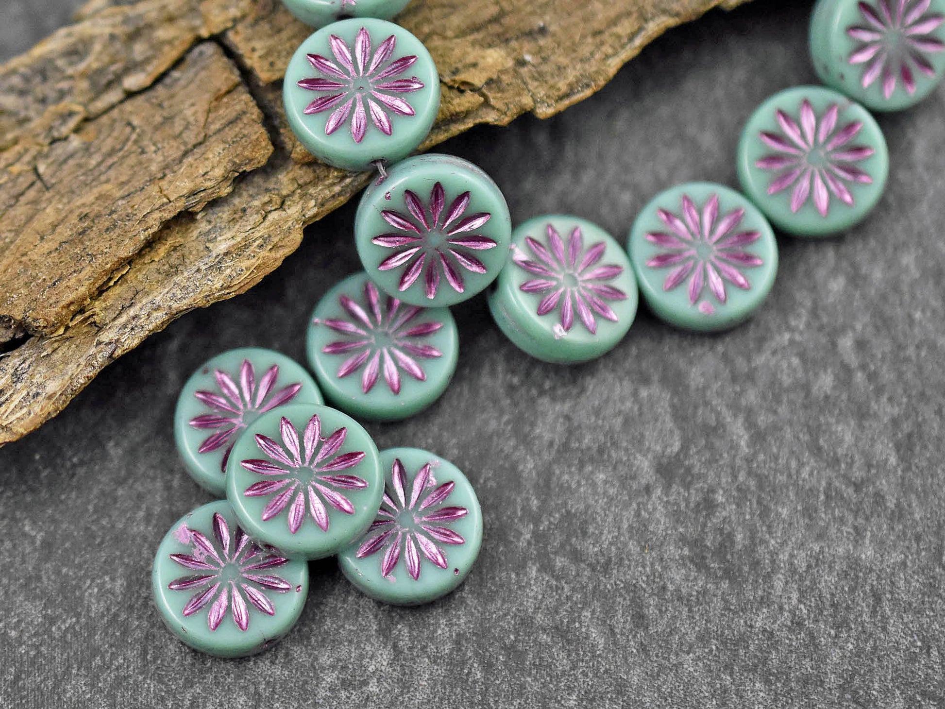 Czech Flowers - Czech Glass Beads - Coin Beads - Aster Flower - 12mm - 15pcs (3985)
